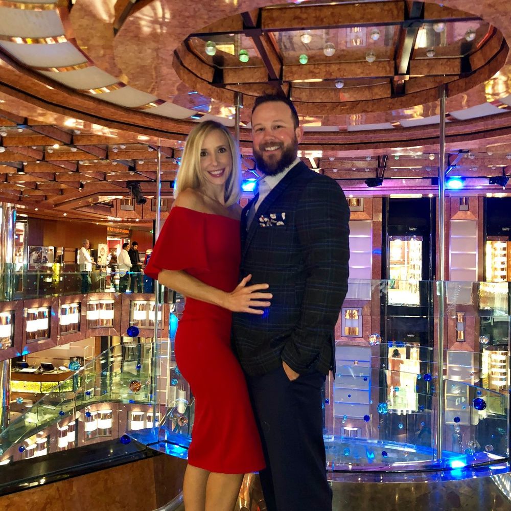 Meet your Posher, Casey